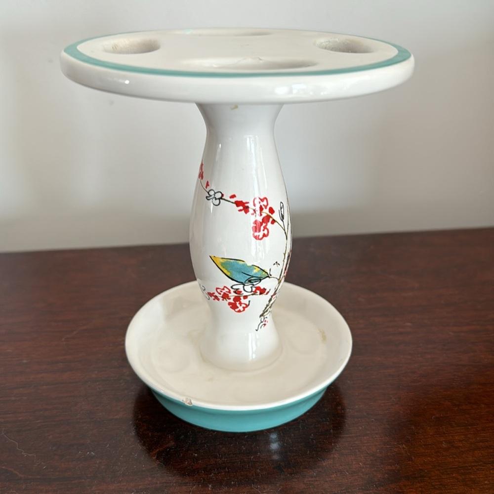 Lenox Chirp toothbrush holder. Rare and hard to find.